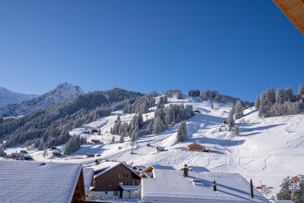 Chuenislodge3 Neu&stilvoll, 2balkone, Echtes Bijou Mit Top-aussicht Apartamento Adelboden