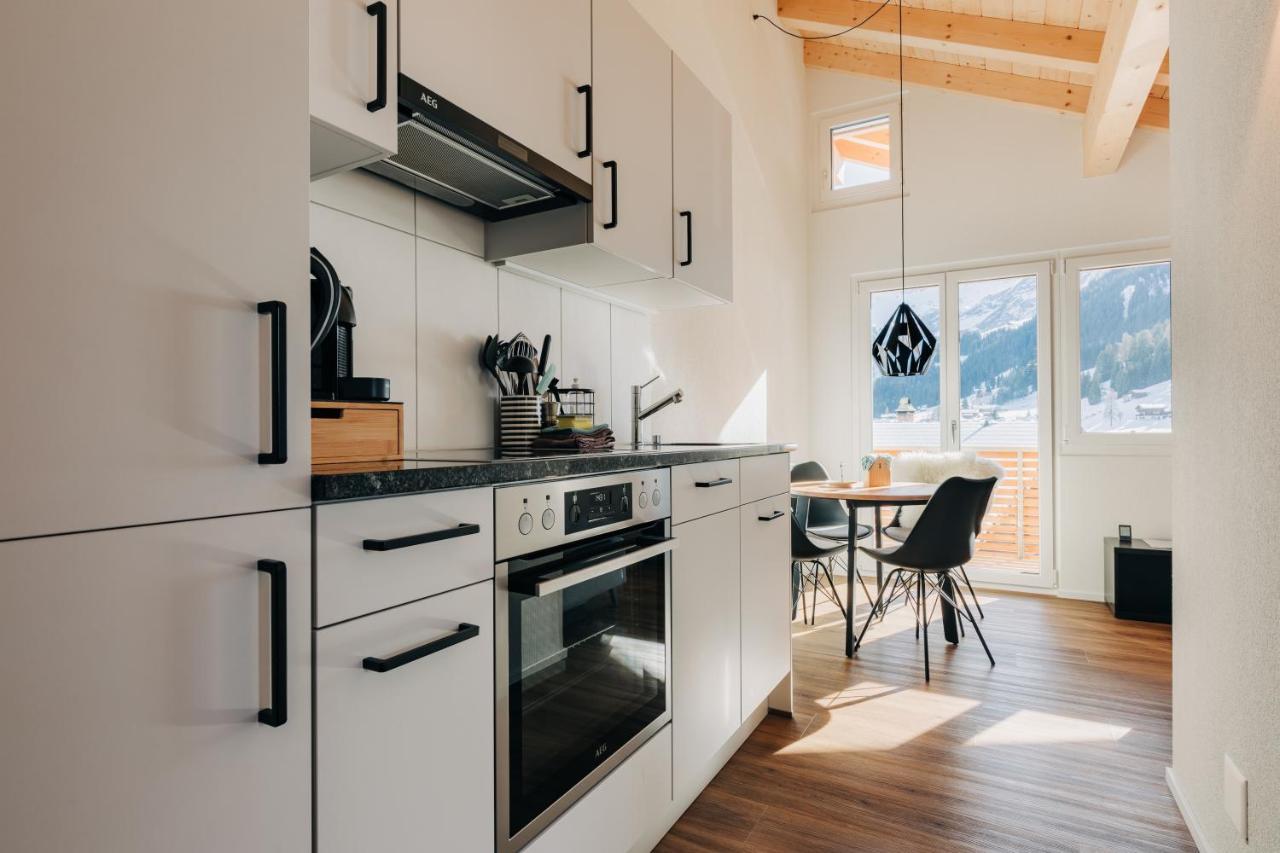 Chuenislodge3 Neu&stilvoll, 2balkone, Echtes Bijou Mit Top-aussicht * Adelboden